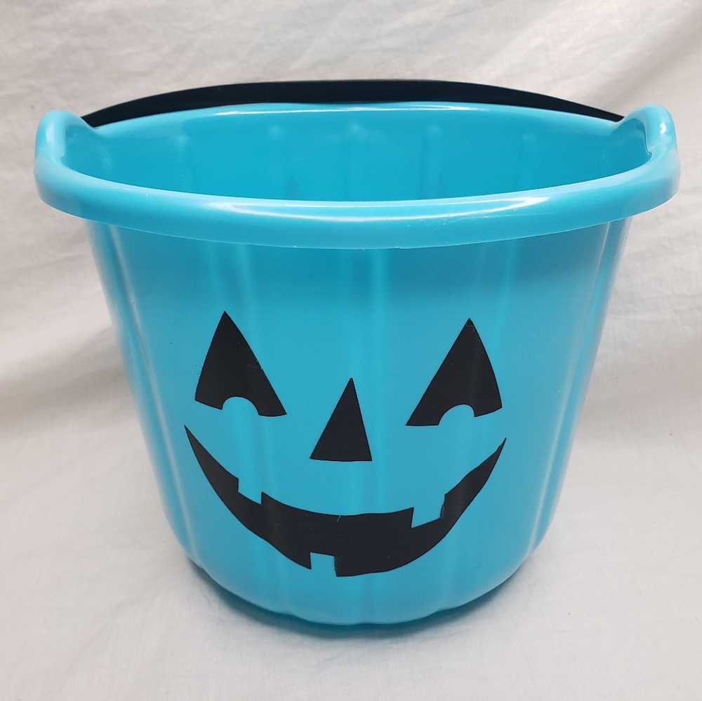 Amscan Blue Pumpkin Halloween Trick Or Treat Pail